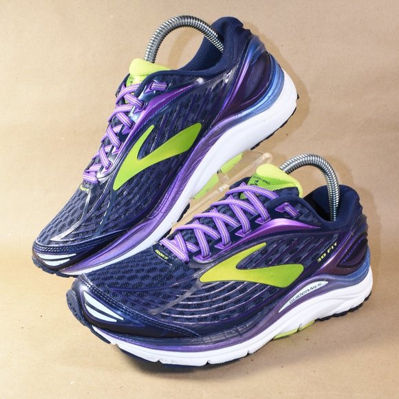 womens brooks transcend 4